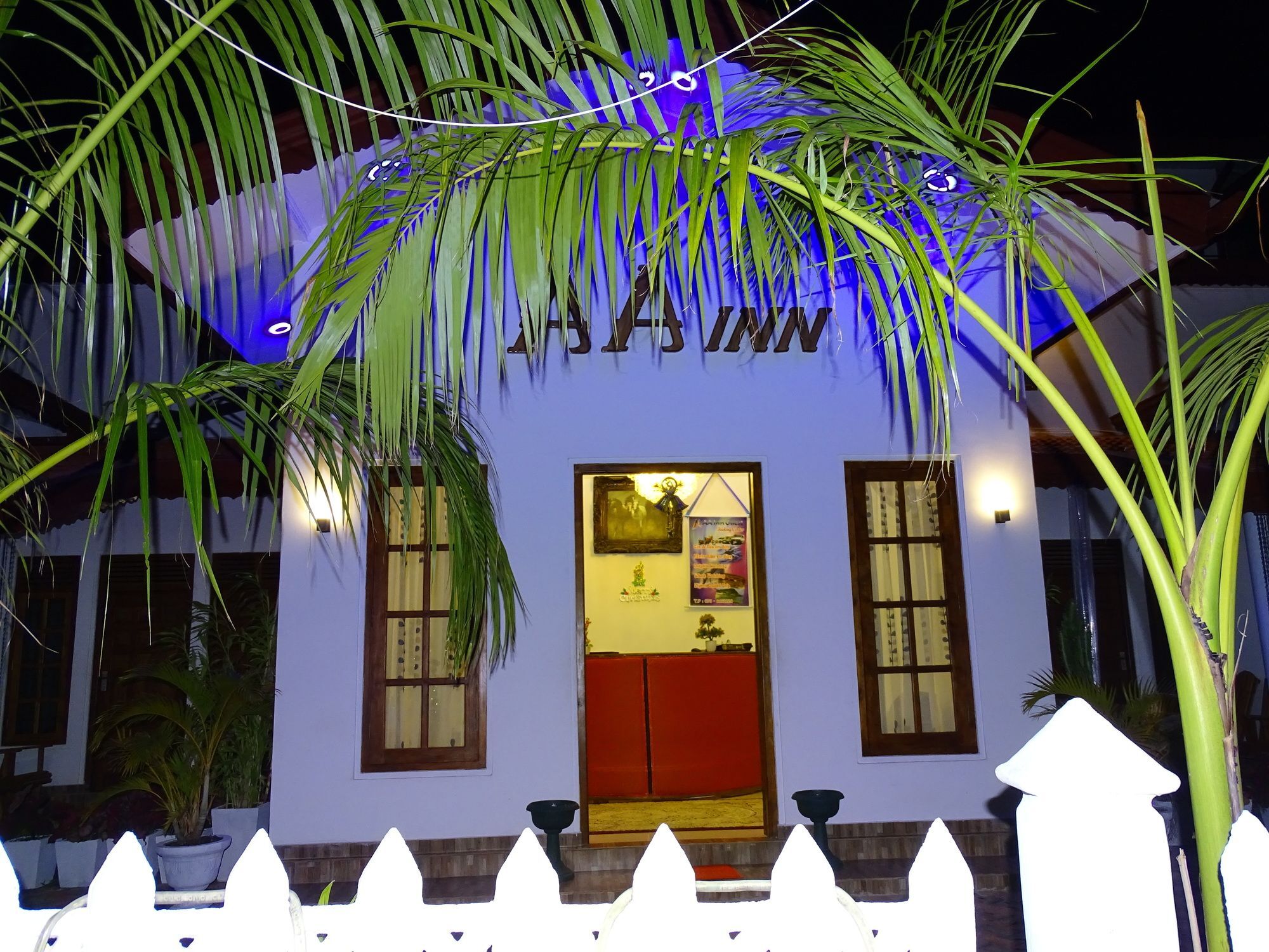 Aa Inn Trincomalee Exterior foto